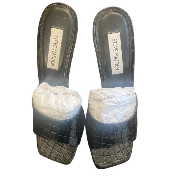 Steve Madden Signal Slides - Black Faux-Crocodile - Picture 3 of 6